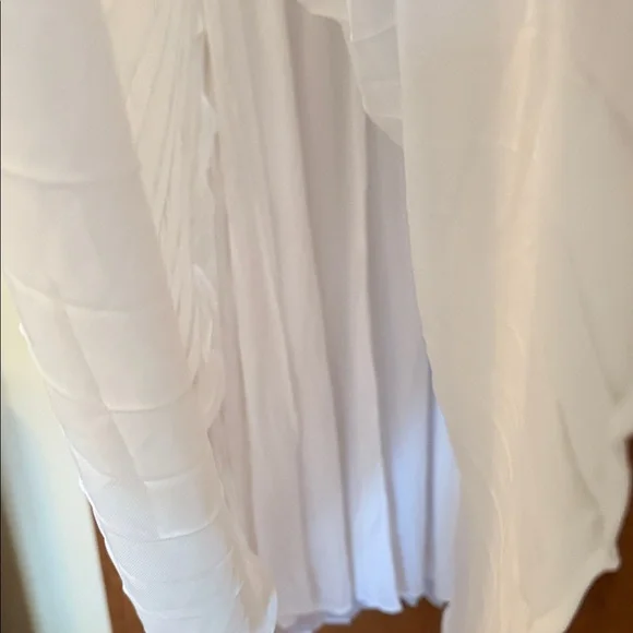 Elegant White Pleated Maxi Skirt - Picture 5 of 5